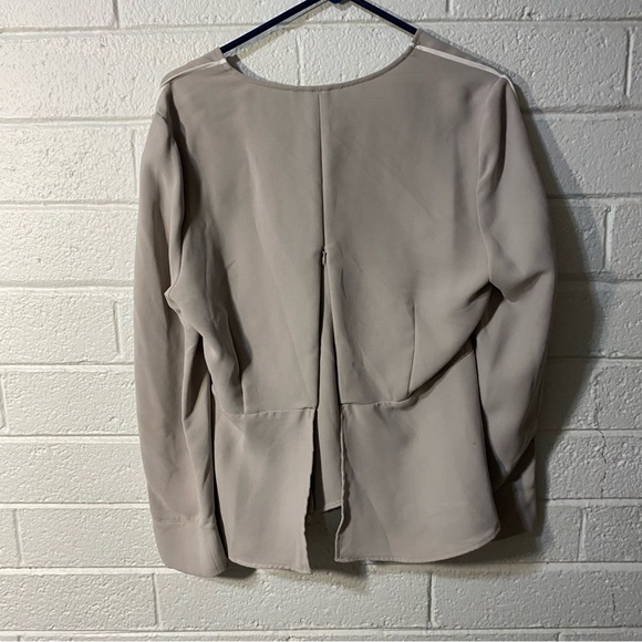 Fitted Dressy Blouse Flare Peplum Style Racing Stripe V Neck Longsleeve Medium - Picture 2 of 14